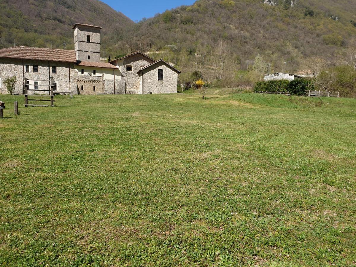 Micigliano Abbazia Ss. Quirico E Giulitta酒店 外观 照片