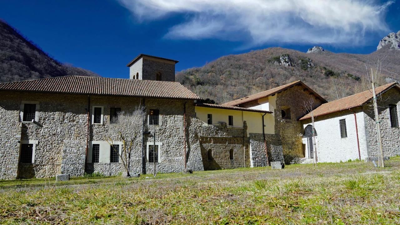 Micigliano Abbazia Ss. Quirico E Giulitta酒店 外观 照片