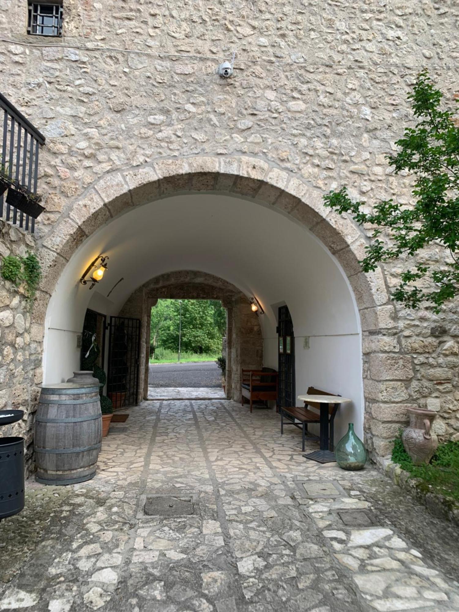 Micigliano Abbazia Ss. Quirico E Giulitta酒店 外观 照片