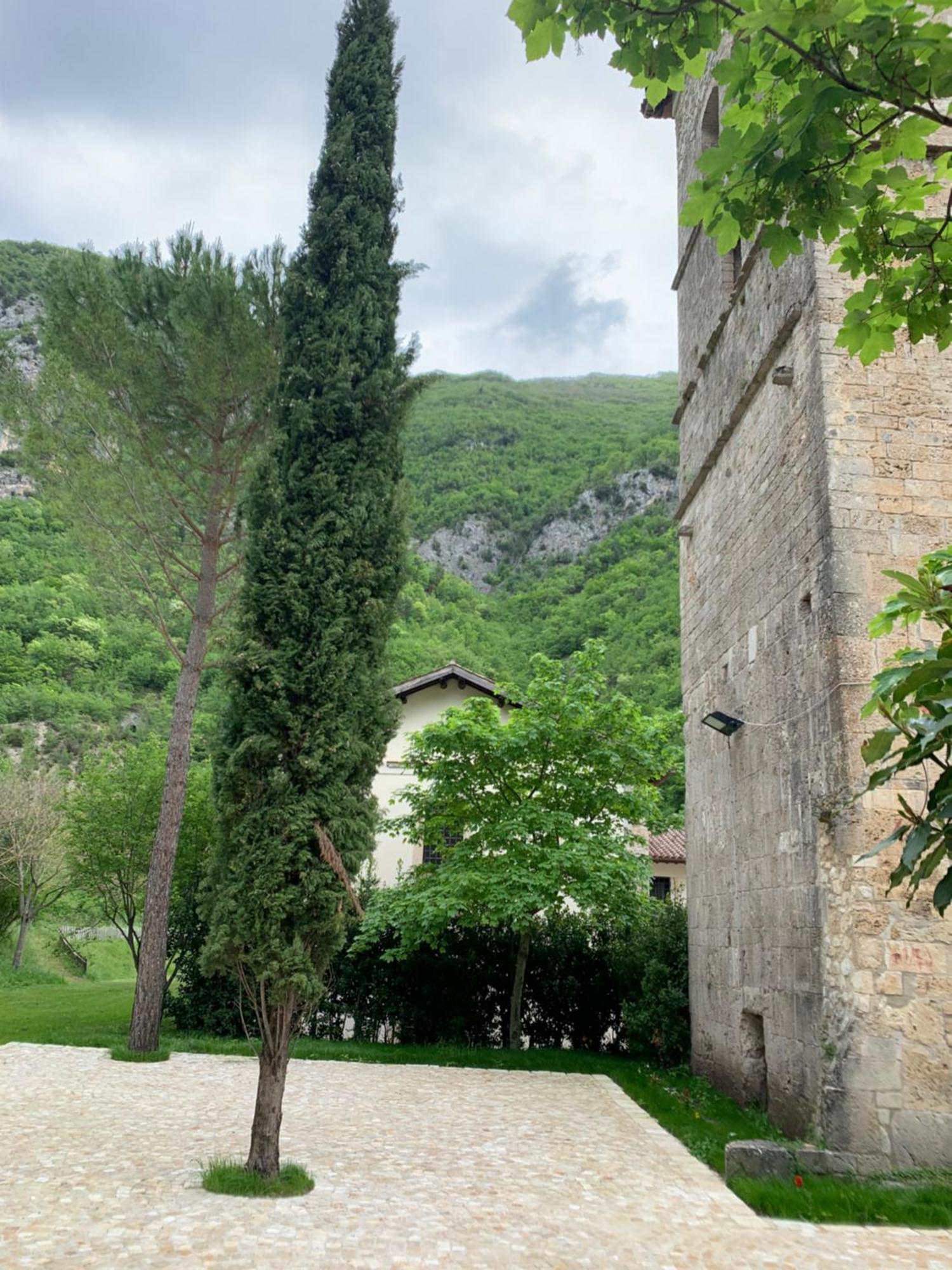 Micigliano Abbazia Ss. Quirico E Giulitta酒店 外观 照片